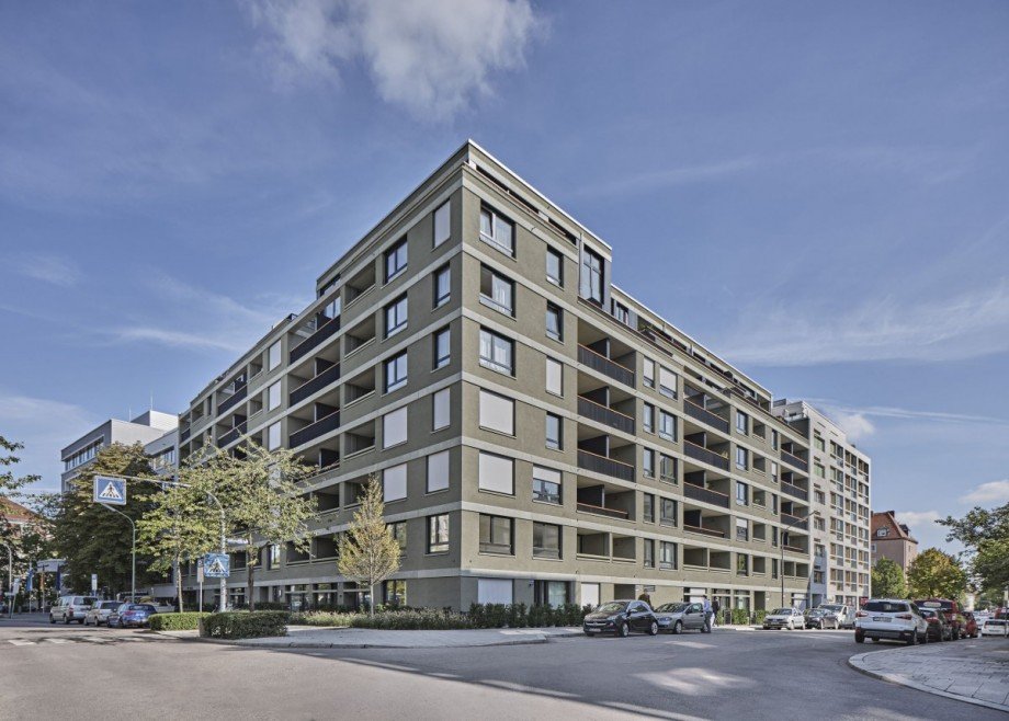 Hausansicht Stra�e Wohnung M�nchen
