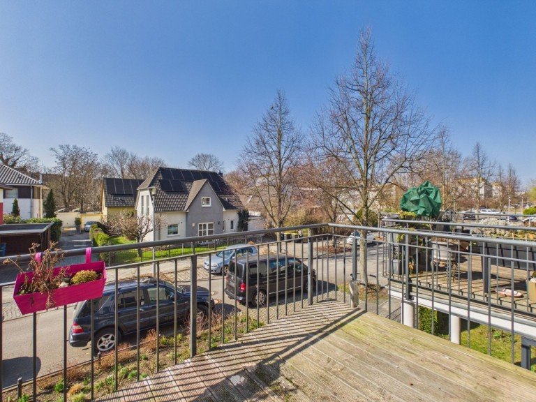 Ausblick vom Balkon Berlin Etagenwohnung Moderne 2-Zimmer-Wohnung mit Balkon in ruhiger Lage - Provisionsfrei
