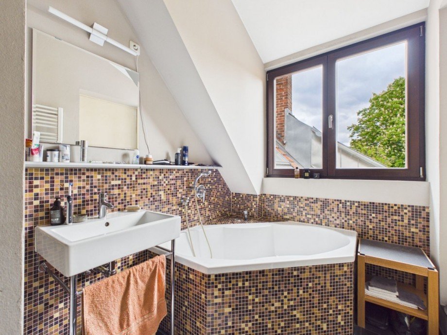 Badezimmer vorne Dachgeschosswohnung Berlin