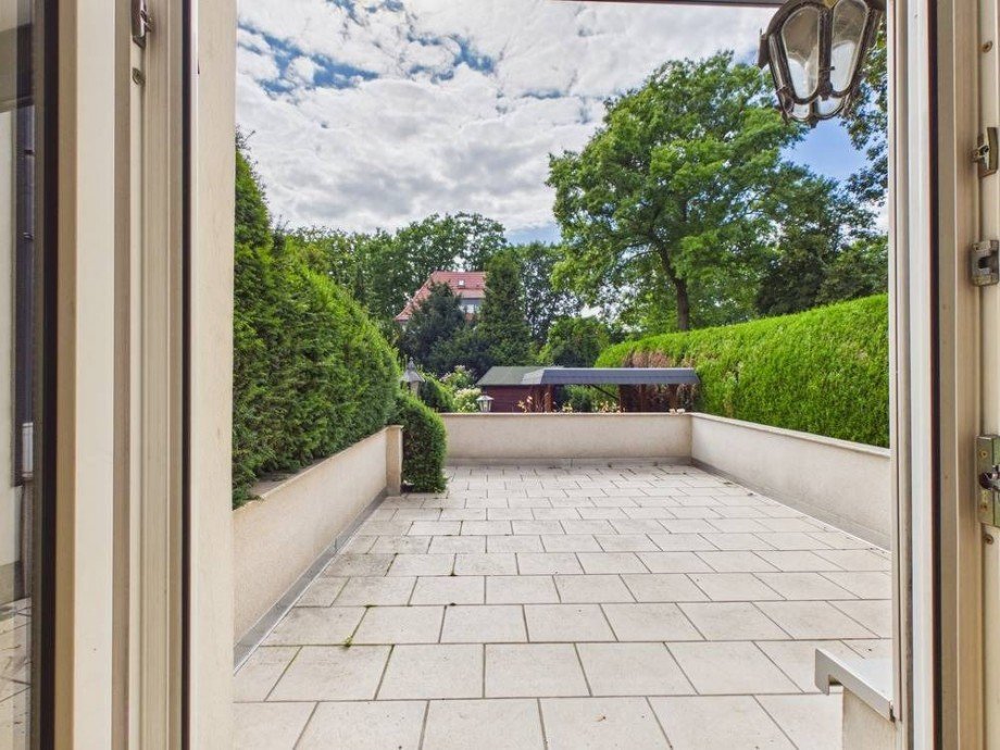 Gro�e Terrasse, Zugang Garten Wohnung Berlin