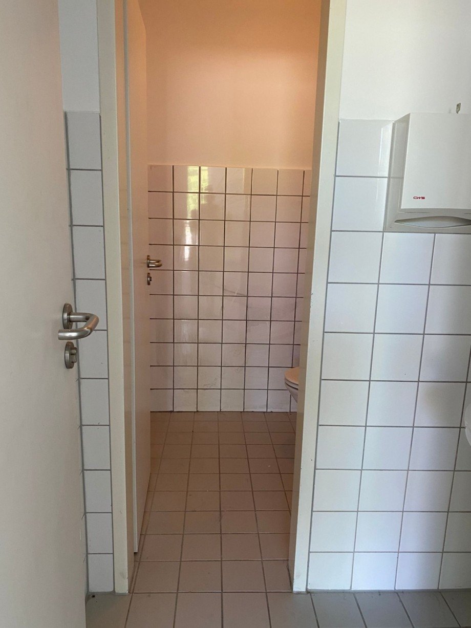 Eingang Gewerbefl�che Ladenlokal Panketal