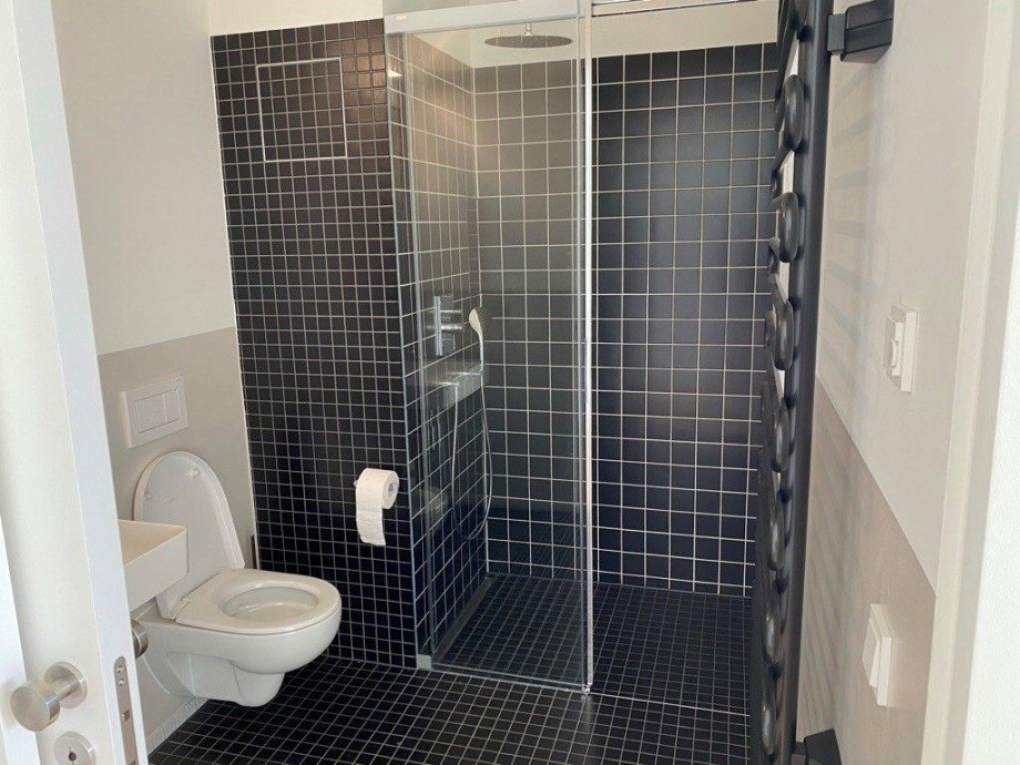 Master Bad (en suite, mit Dusche) Wohnung M�nchen