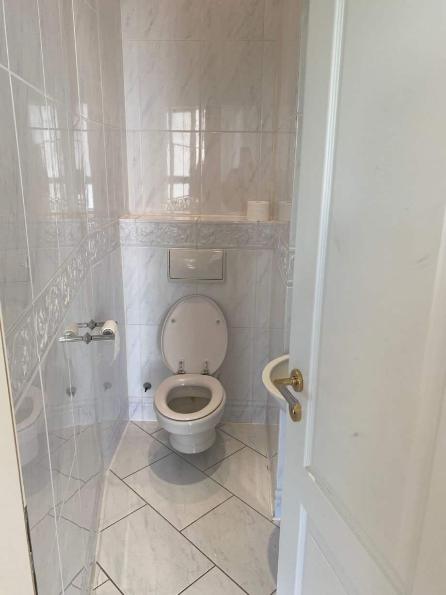G�ste-WC Dachgeschosswohnung Berlin