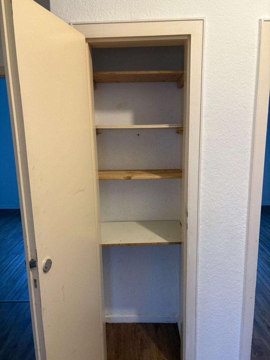 Einbauschrank im Flur Wohnung Hannover