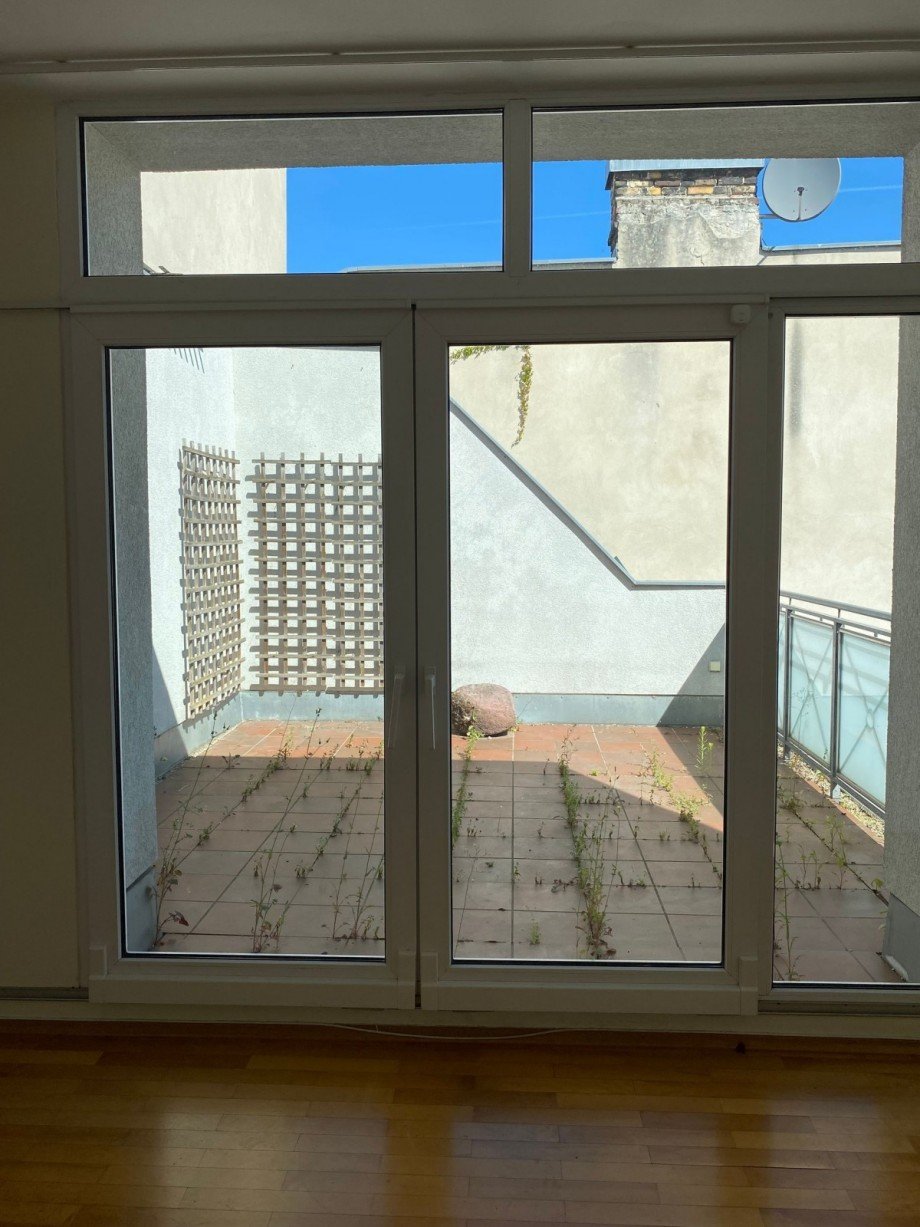 Blick auf die Dachterrasse Dachgeschosswohnung Berlin