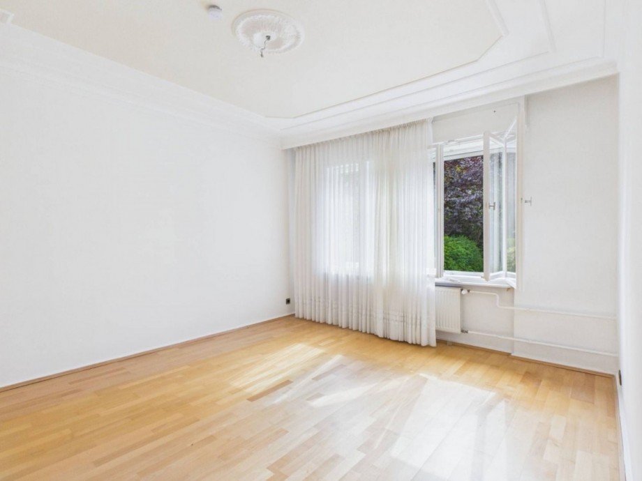 Gro�es Zimmer hinten_ Wohnung Berlin